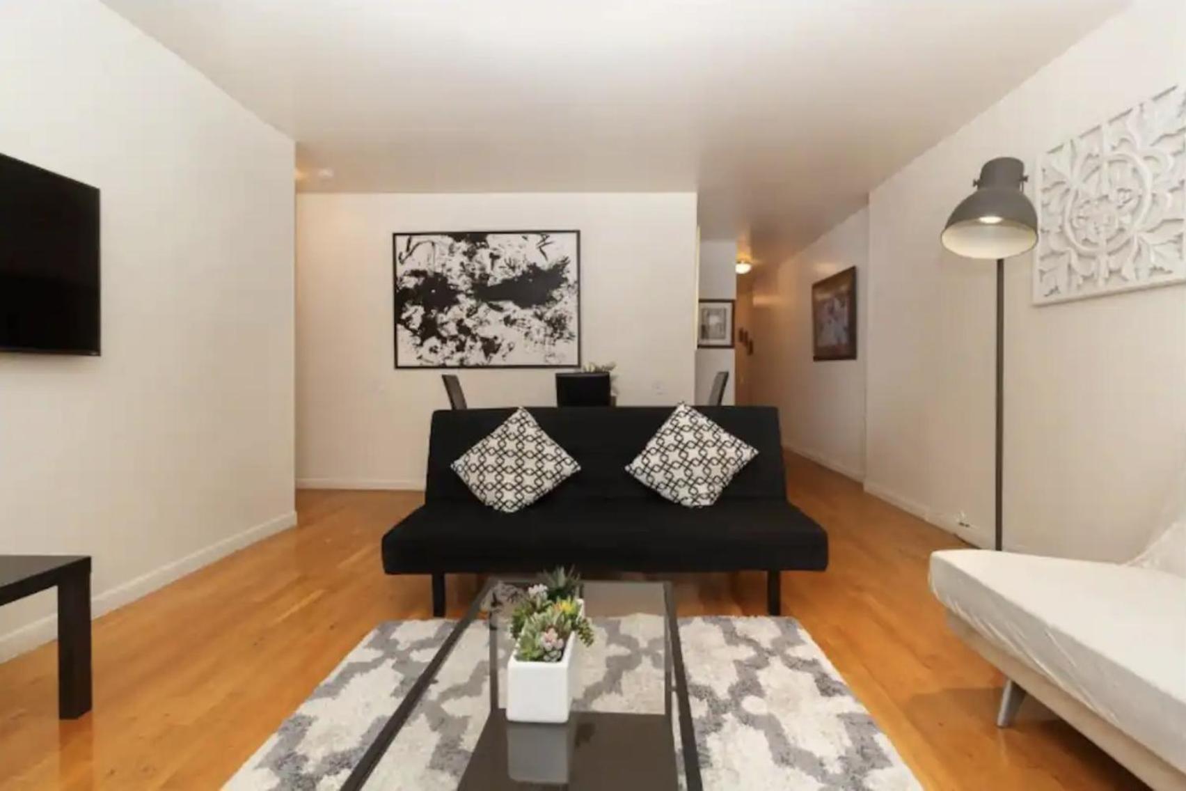 2Bed Bliss By Central Park North นิวยอร์ก ภายนอก รูปภาพ